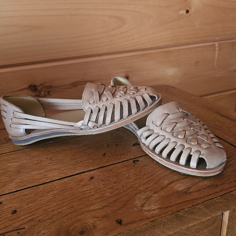 Nisolo Almond Leather Huarache Shoes